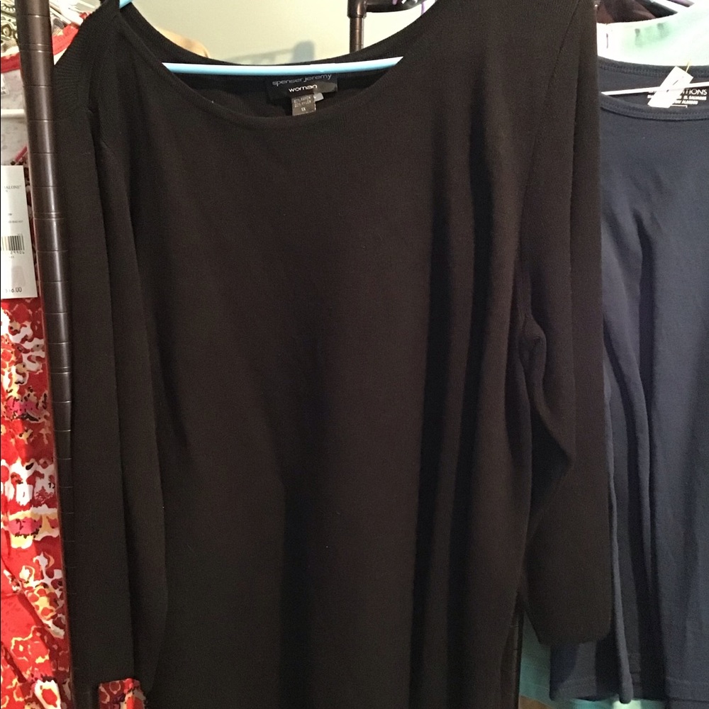 3/4 Sleeve Black Sleeve Sweater